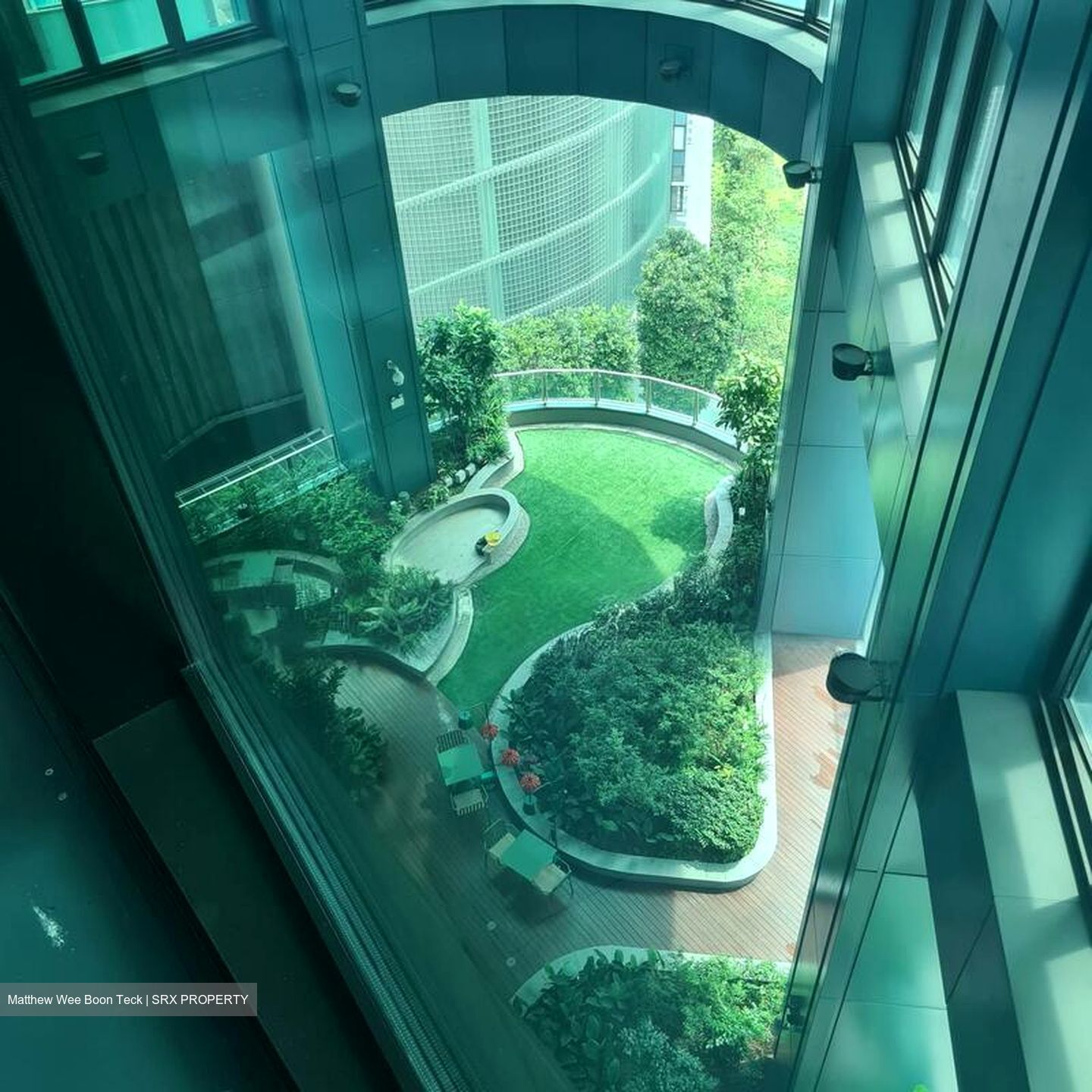 Hub Synergy Point (D2), Office #498377401